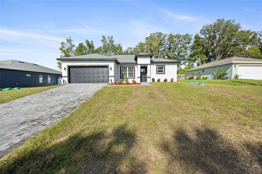Exterior details and patio area of a home in , Citrus Springs (Image 21). Exterior details and patio area of a home in , Citrus Springs (Image 21).