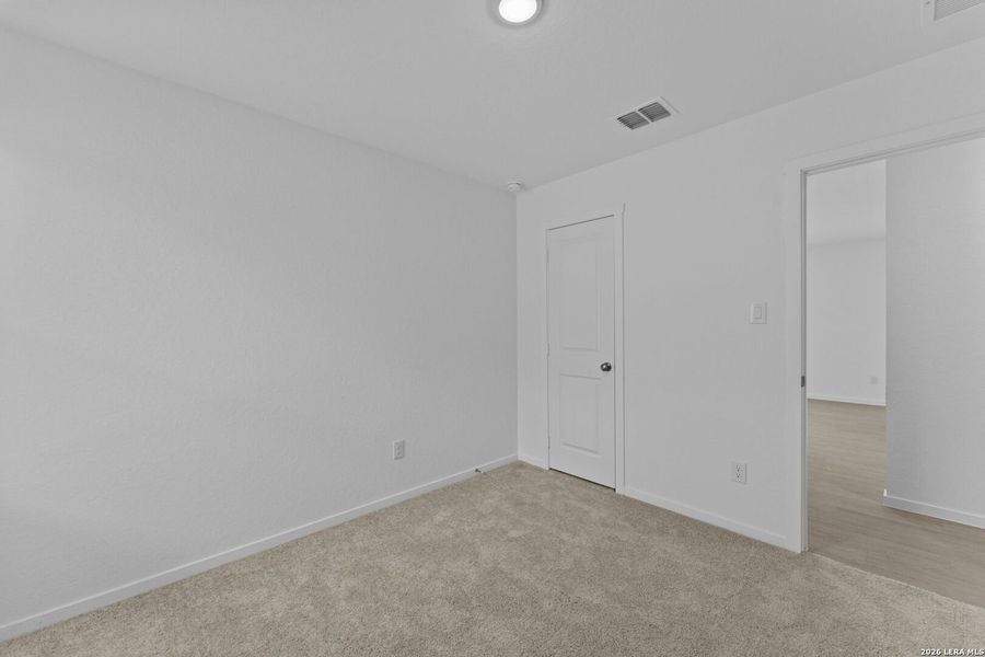 Spacious, unfurnished interior of a new home in Higdon Crossing, San Antonio (Image 14). Spacious, unfurnished interior of a new home in Higdon Crossing, San Antonio (Image 14).