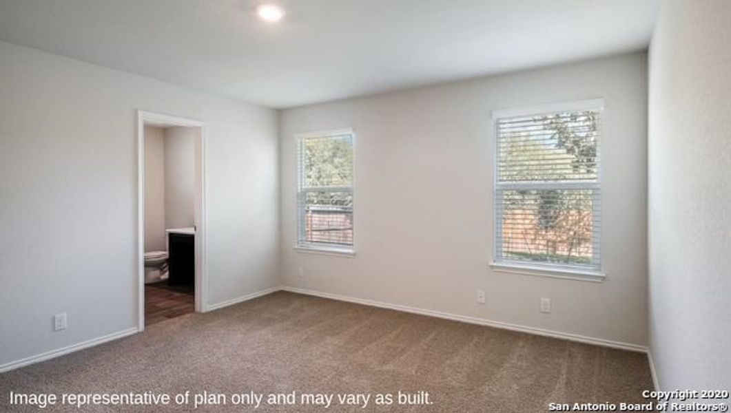 Spacious, unfurnished interior of a new home in Valley Ranch, San Antonio (Image 13).