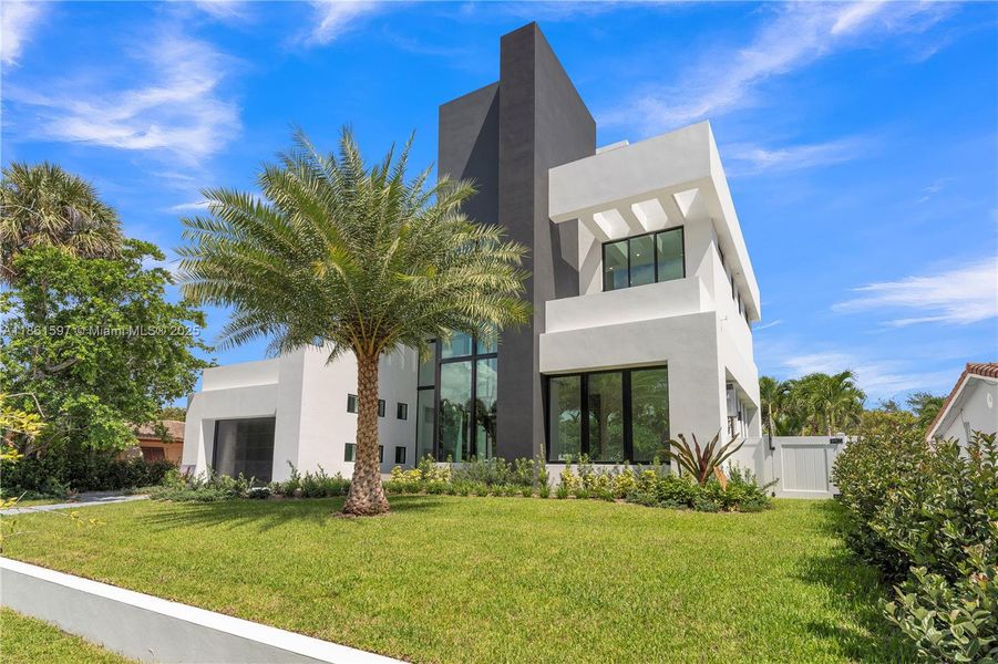 Front exterior of a new home in , Pompano Beach, FL, highlighting curb appeal (Image 2).