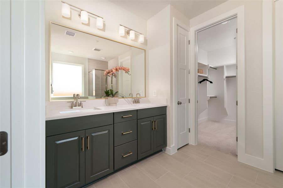 Representative model home photos shown for illustrative purposes only. Actual home, features, and finishes may vary. Home is currently under construction.
