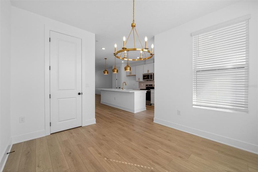 Spacious, unfurnished interior of a new home in , Winter Garden (Image 20). Spacious, unfurnished interior of a new home in , Winter Garden (Image 20).