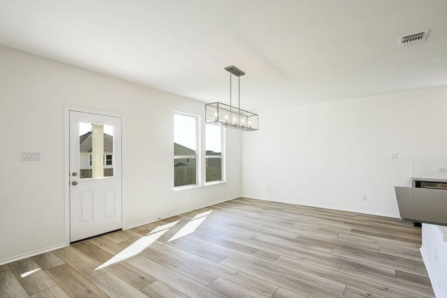 Spacious, unfurnished interior of a new home in Salerno - Classic Collection, Round Rock (Image 6).