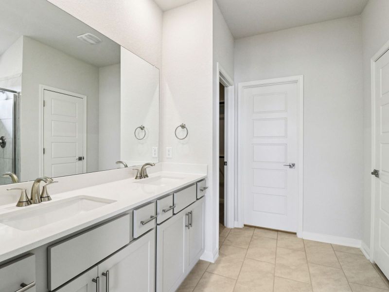 Furnished interior view inside a new home in Estancia Ranch - Classic Series, San Antonio (Image 9).