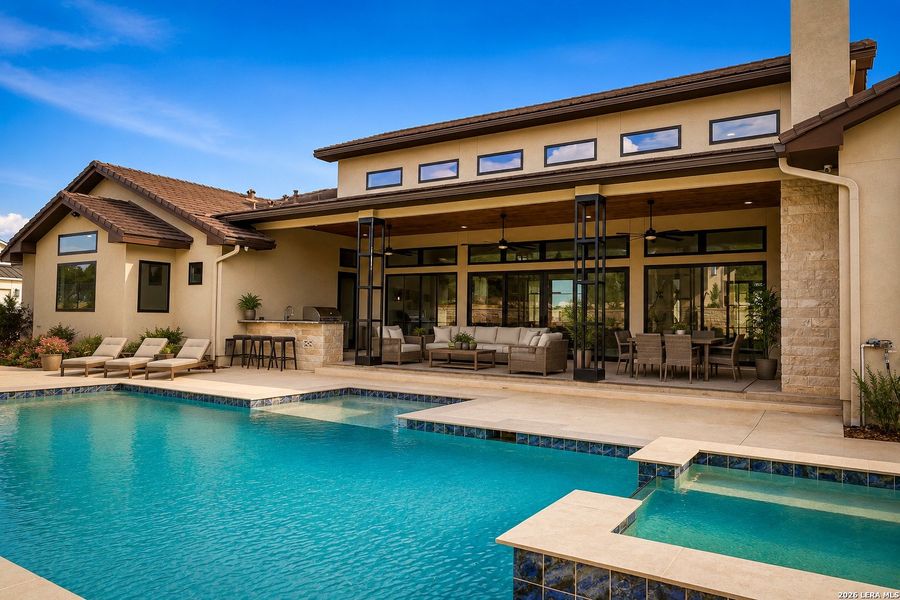 Community amenities in , Boerne (Image 41).