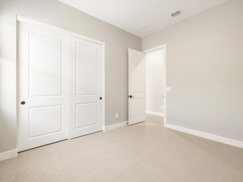 Spacious, unfurnished interior of a new home in Paloma Creek - Signature Series, Surprise (Image 17). Spacious, unfurnished interior of a new home in Paloma Creek - Signature Series, Surprise (Image 17).