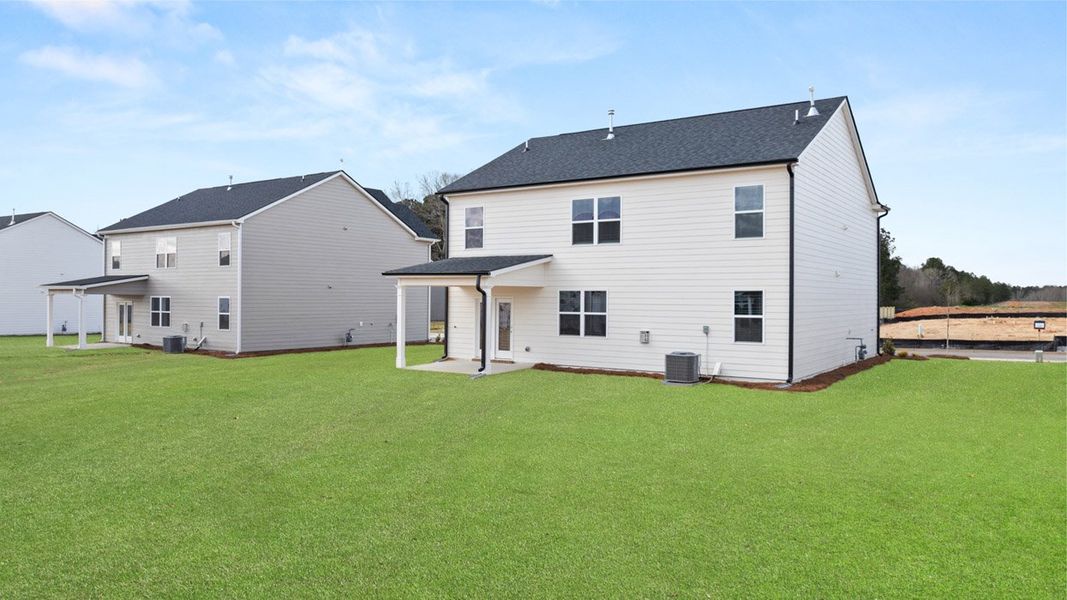 Front exterior of a new home in Estates at Deer Hollow, Grovetown, GA, highlighting curb appeal (Image 25).