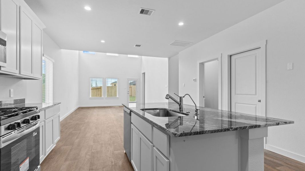 Furnished interior view inside a new home in Tamarron, Fulshear (Image 7). Furnished interior view inside a new home in Tamarron, Fulshear (Image 7).