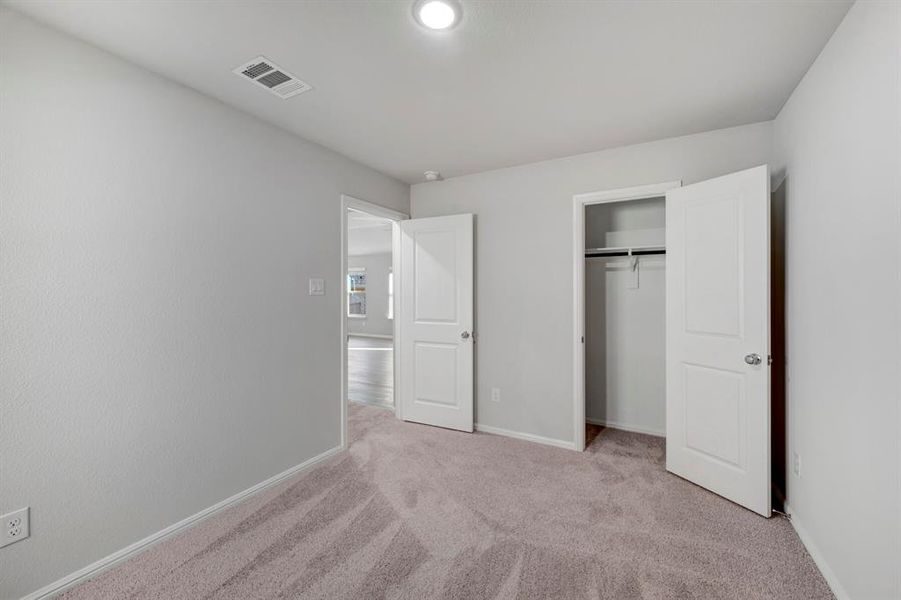 Spacious, unfurnished interior of a new home in ValleyBrooke, Mesquite (Image 30). Spacious, unfurnished interior of a new home in ValleyBrooke, Mesquite (Image 30).