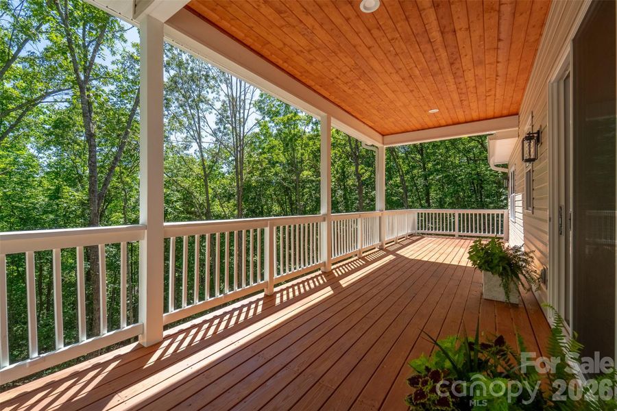 Exterior details and patio area of a home in , Franklin (Image 23).