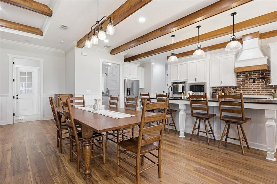 Image 86 of a home in .