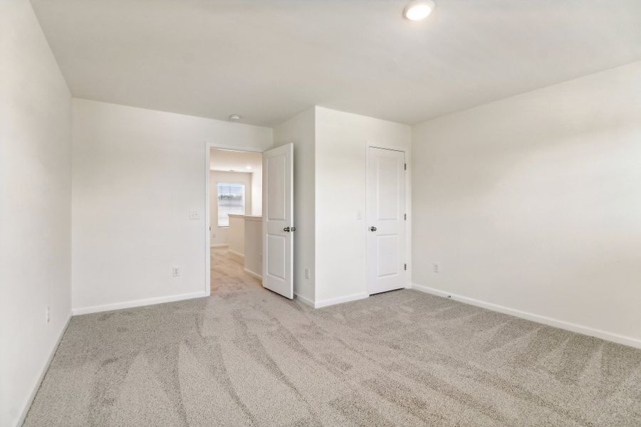 Representative unfurnished interior of a home built from the Helen by Great Southern Homes in Hazelwood, Boiling Springs (Image 27).