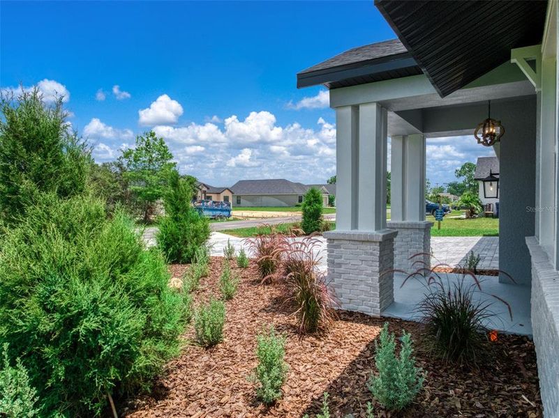 Exterior details and patio area of a home in , Sebring (Image 3).