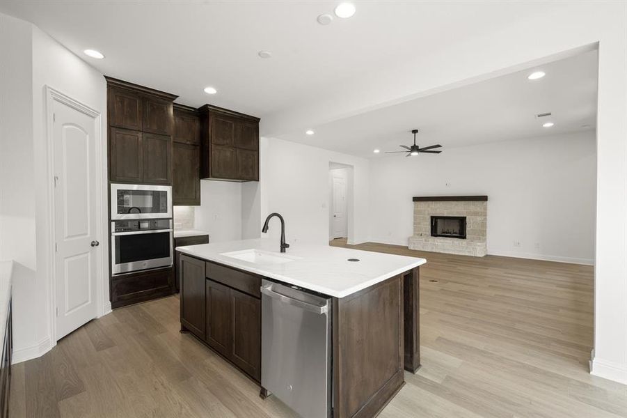 5410 Stone- Kitchen-4 5410 Stone- Kitchen-4