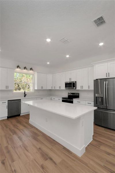 Furnished interior view inside a new home in , Dunnellon (Image 12).