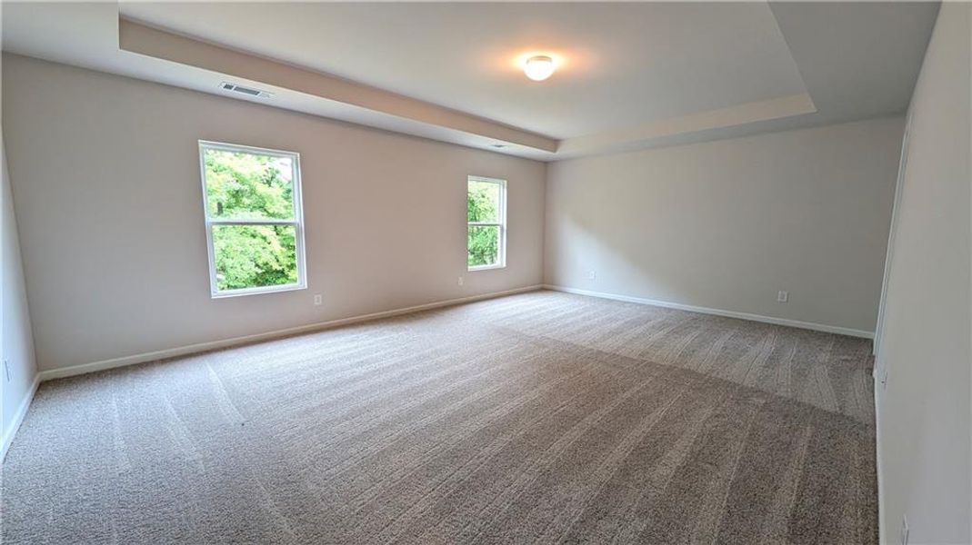 Spacious, unfurnished interior of a new home in Owen Preserve, Canton (Image 15).