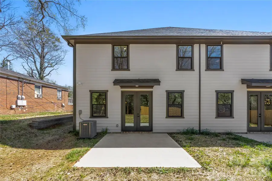 1331 Condon St, Charlotte, NC 28216