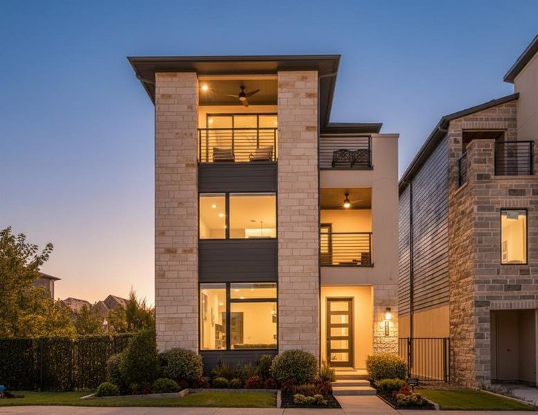 Hewitt Dr. at Twilight