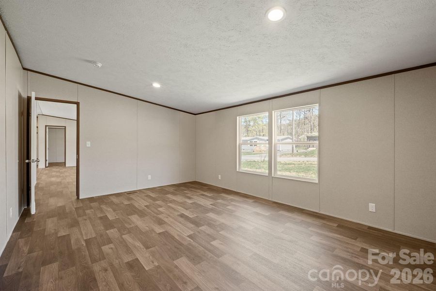 Spacious, unfurnished interior of a new home in , Old Fort (Image 12).