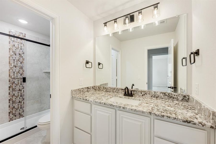 Furnished interior view inside a new home in Abe's Landing, Granbury (Image 11). Furnished interior view inside a new home in Abe's Landing, Granbury (Image 11).