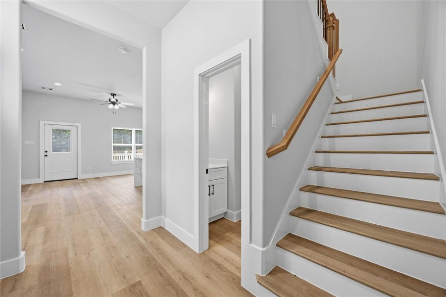 Spacious, unfurnished interior of a new home in , Houston (Image 14).