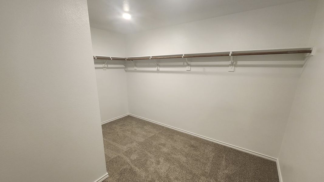 Representative unfurnished interior of a home built from the Irving by D.R. Horton in Northspur, Terrell (Image 10).