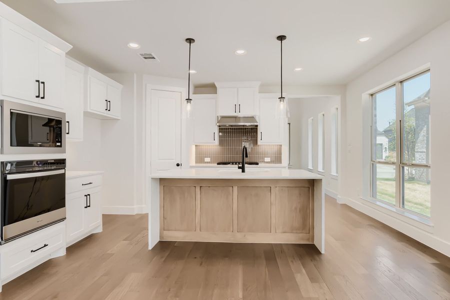 4420 Daisy - Kitchen 4420 Daisy - Kitchen