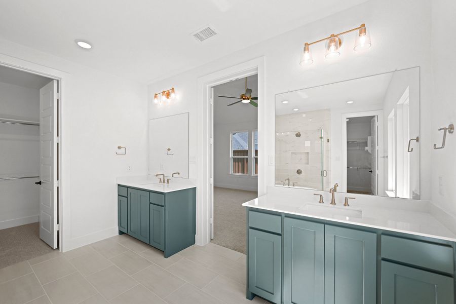 Furnished interior view inside a new home in Fields - 50' Lots, Frisco (Image 12). Furnished interior view inside a new home in Fields - 50' Lots, Frisco (Image 12).