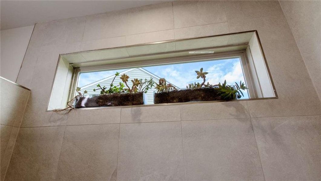 Image 34 of a home in .