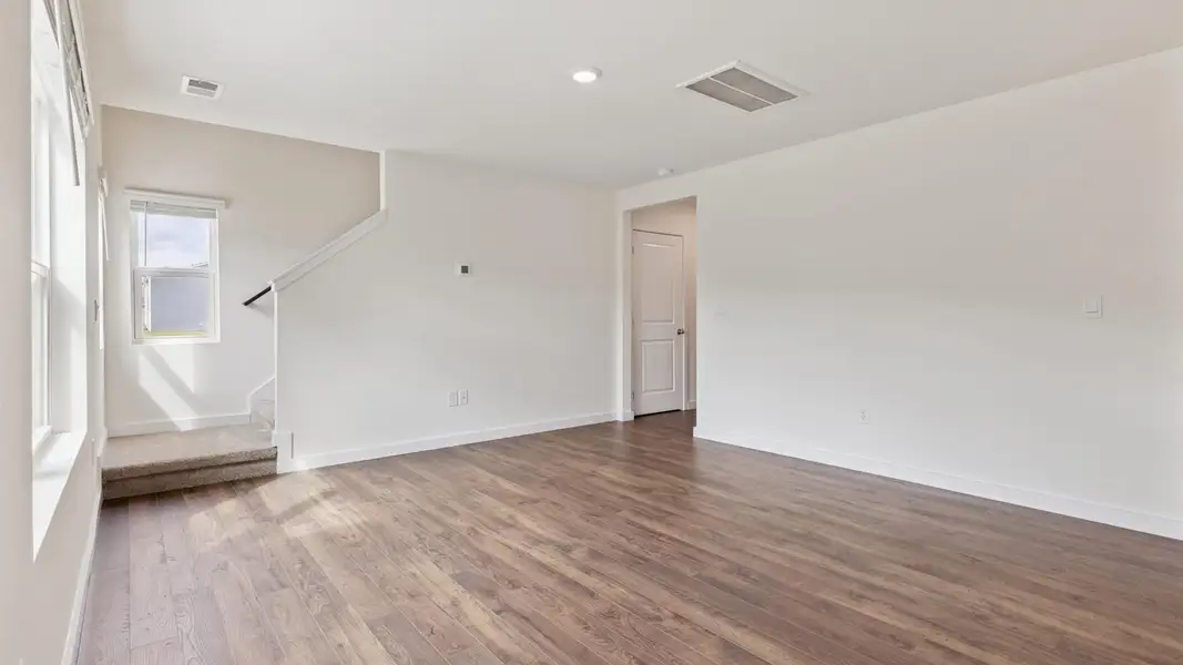 Spacious, unfurnished interior of a new home in Emory Creek, Harriman (Image 11). Spacious, unfurnished interior of a new home in Emory Creek, Harriman (Image 11).