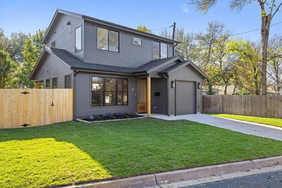 Exterior details and patio area of a home in , Austin (Image 27).