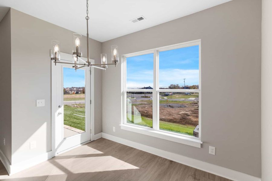 Spacious, unfurnished interior of a new home in Stonecrest Townhomes, Hendersonville (Image 10).