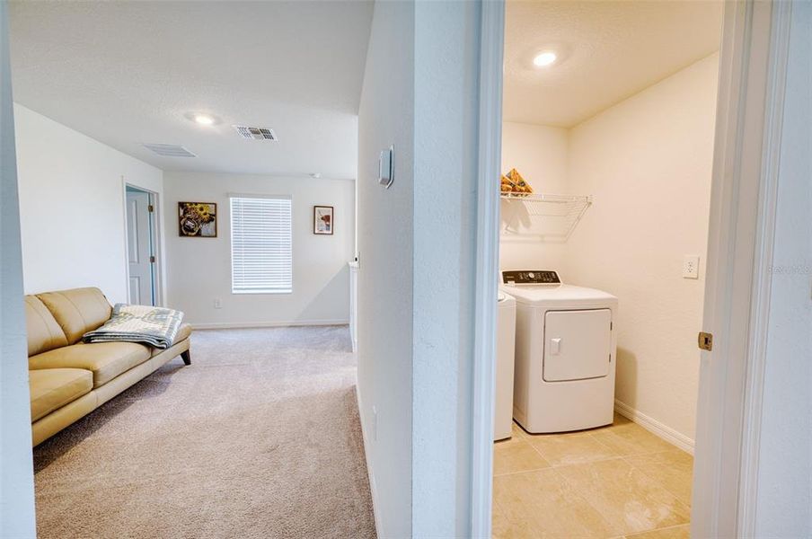 Furnished interior view inside a new home in , Bradenton (Image 9).