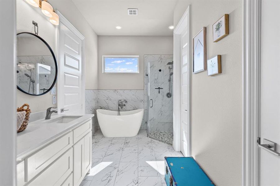 Furnished interior view inside a new home in , Leonard (Image 12).