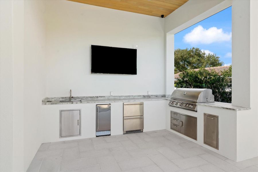 Exterior details and patio area of a home in , Fort Lauderdale (Image 26). Exterior details and patio area of a home in , Fort Lauderdale (Image 26).