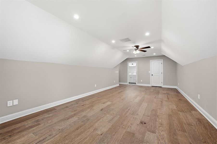 another full bath and closet in the room