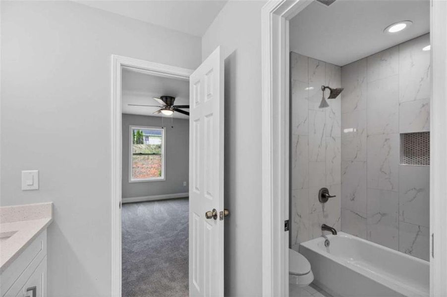 Furnished interior view inside a new home in , Gainesville (Image 16).