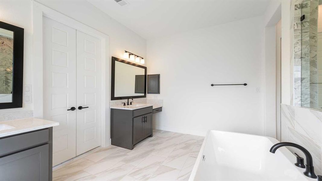 Furnished interior view inside a new home in North Sky 55', Celina (Image 5).