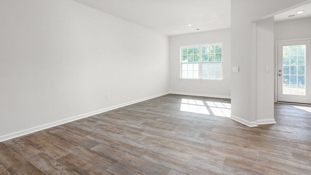 Spacious, unfurnished interior of a new home in Henley Ridge, Graham (Image 10).