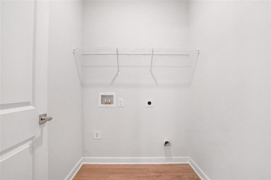 Spacious, unfurnished interior of a new home in , Fayetteville (Image 16).