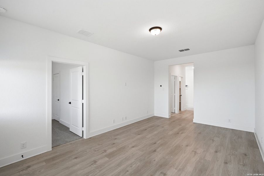Spacious, unfurnished interior of a new home in Prominence Urban, San Antonio (Image 32). Spacious, unfurnished interior of a new home in Prominence Urban, San Antonio (Image 32).