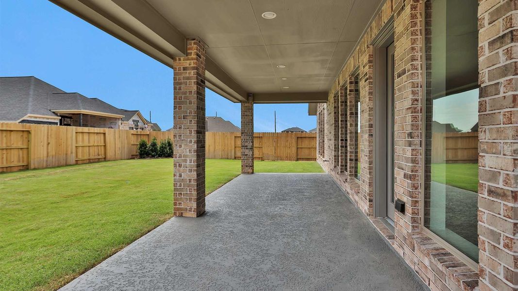 Spacious, unfurnished interior of a new home in Grange 60', Katy (Image 6).