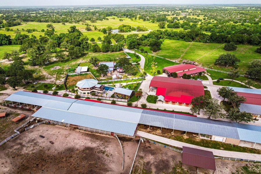 Image 9 of a home in . Image 9 of a home in .