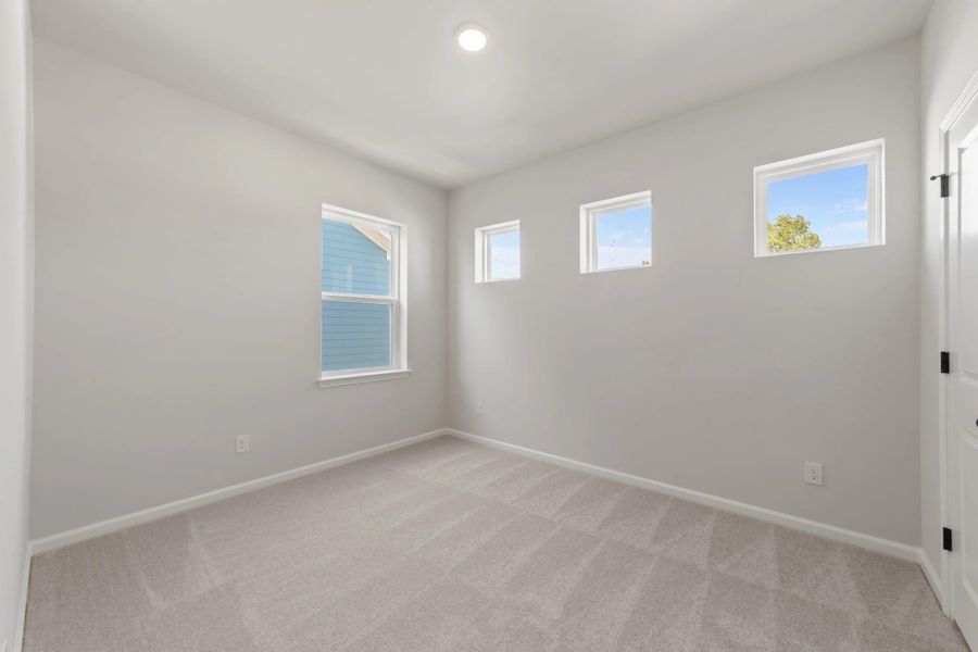 Spacious, unfurnished interior of a new home in Blue Heron Retreat, Little River (Image 22).