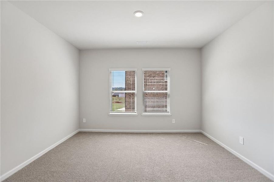 Spacious, unfurnished interior of a new home in Creekside at Oxford Park, Fairburn (Image 35). Spacious, unfurnished interior of a new home in Creekside at Oxford Park, Fairburn (Image 35).
