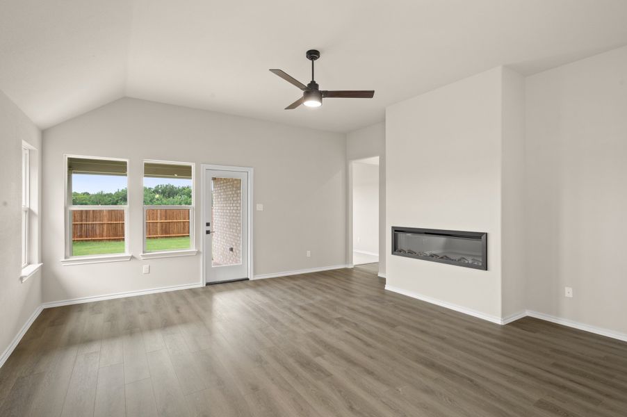 Spacious, unfurnished interior of a new home in Meadow Park at The Meadows, Ponder (Image 16). Spacious, unfurnished interior of a new home in Meadow Park at The Meadows, Ponder (Image 16).