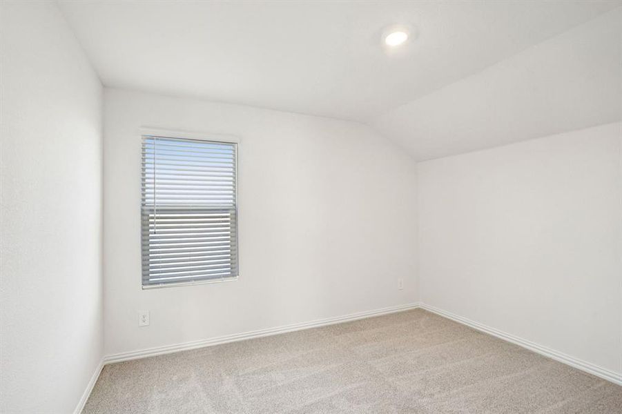 Spacious, unfurnished interior of a new home in Southridge - Spring Series, McKinney (Image 30). Spacious, unfurnished interior of a new home in Southridge - Spring Series, McKinney (Image 30).