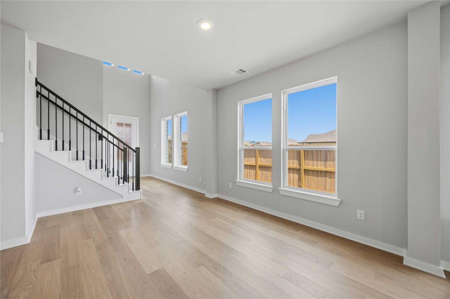 Spacious, unfurnished interior of a new home in Emberly  45', Beasley (Image 35).