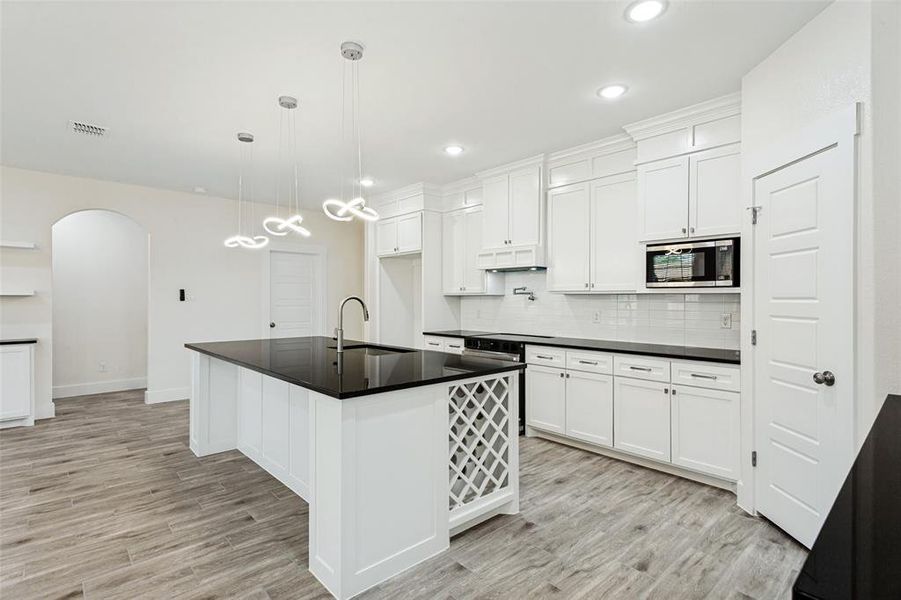 Furnished interior view inside a new home in , Fort Worth (Image 10).