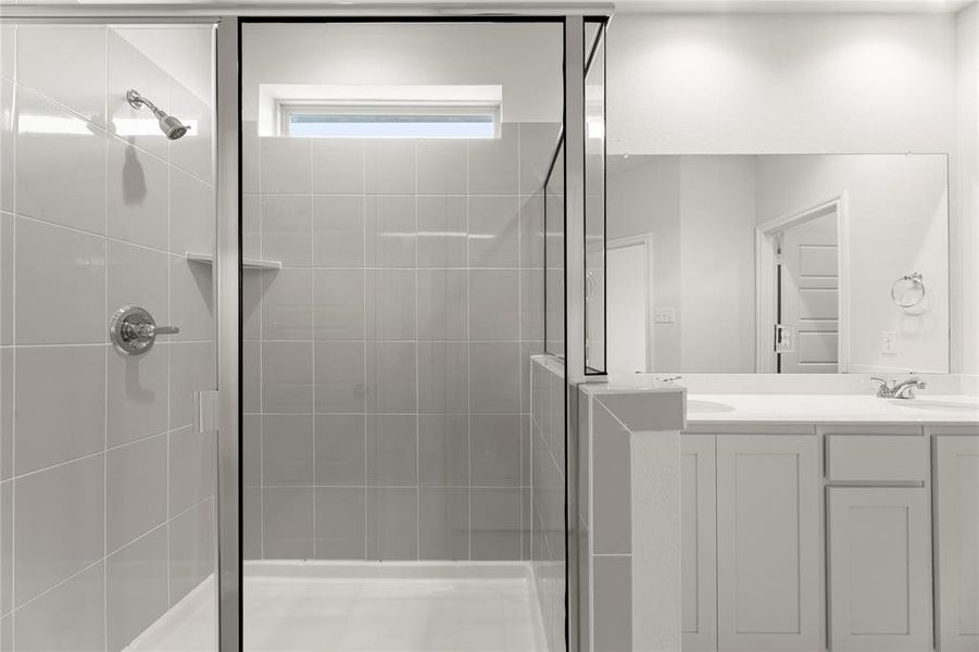 21. 1705 Teton - Bath (2) 21. 1705 Teton - Bath (2)